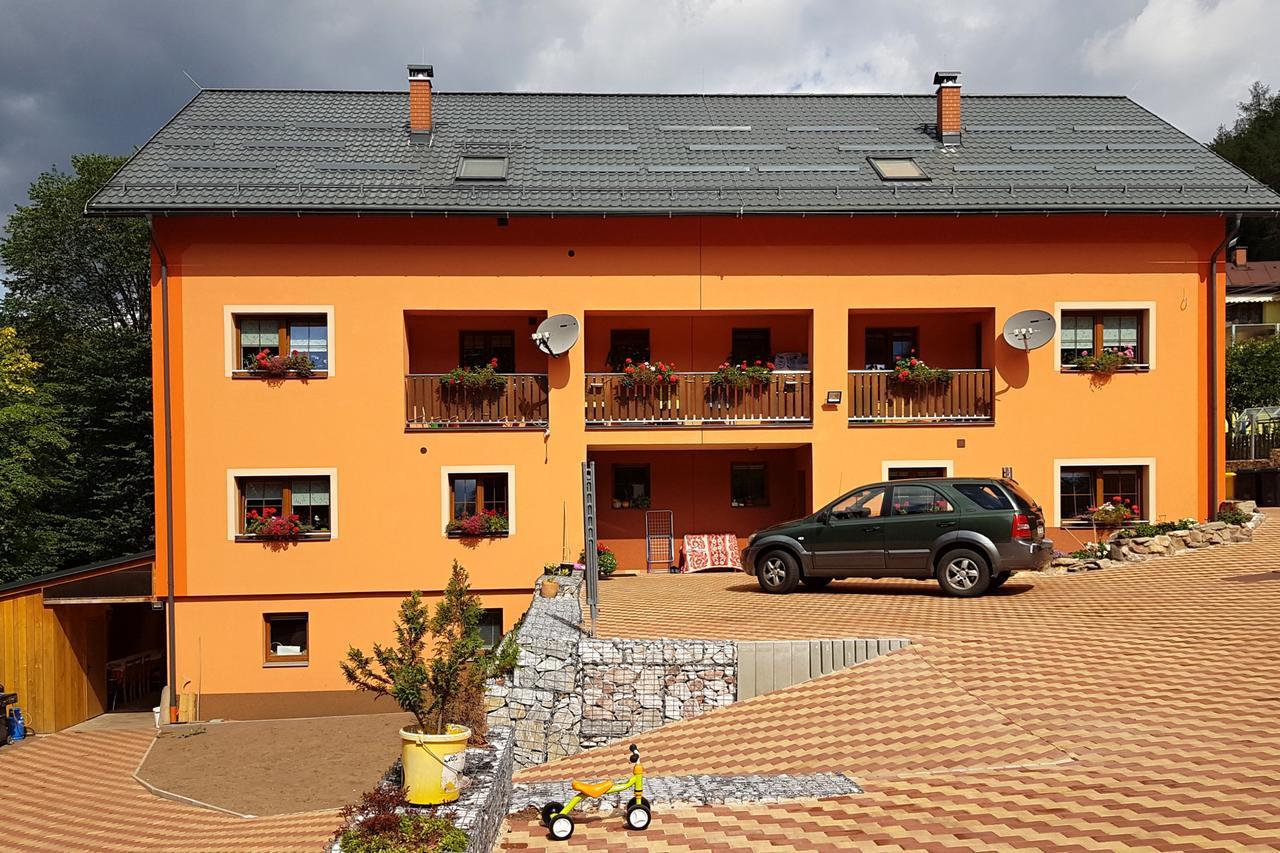 Apartments Kalyn Svoboda nad Úpou Exteriör bild